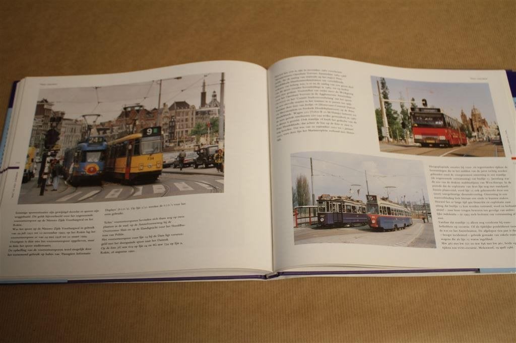Boek. Amsterdamse trams 1985-1995., Verzamelen, Spoorwegen en Tramwegen, Gebruikt, Tram, N.v.t., Ophalen of Verzenden