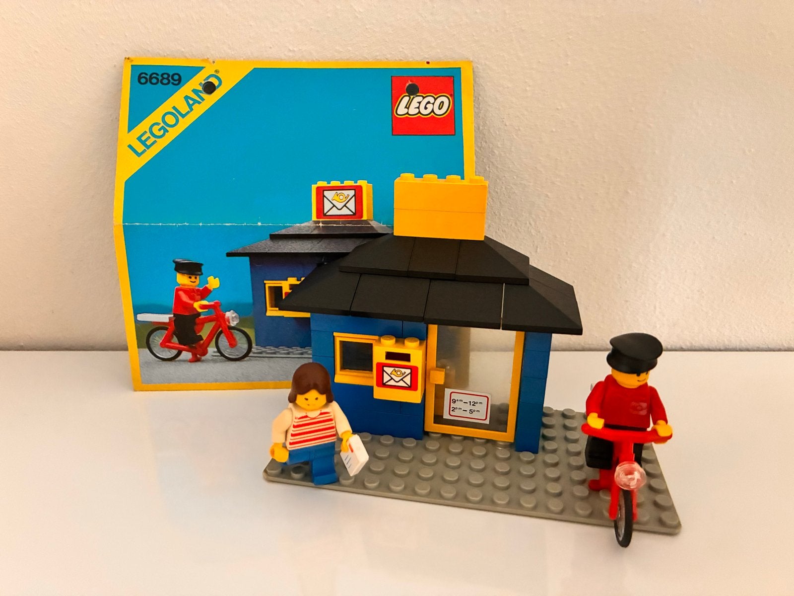 LEGO Legoland 6689 Postkantoor met Postbode en Klant, Ophalen of Verzenden, Gebruikt