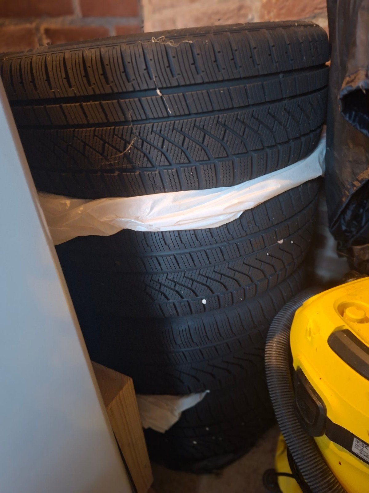 Toyota Avensis winterbanden met velgen 5x114,3, Ophalen, Gebruikt, Winterbanden, Banden en Velgen