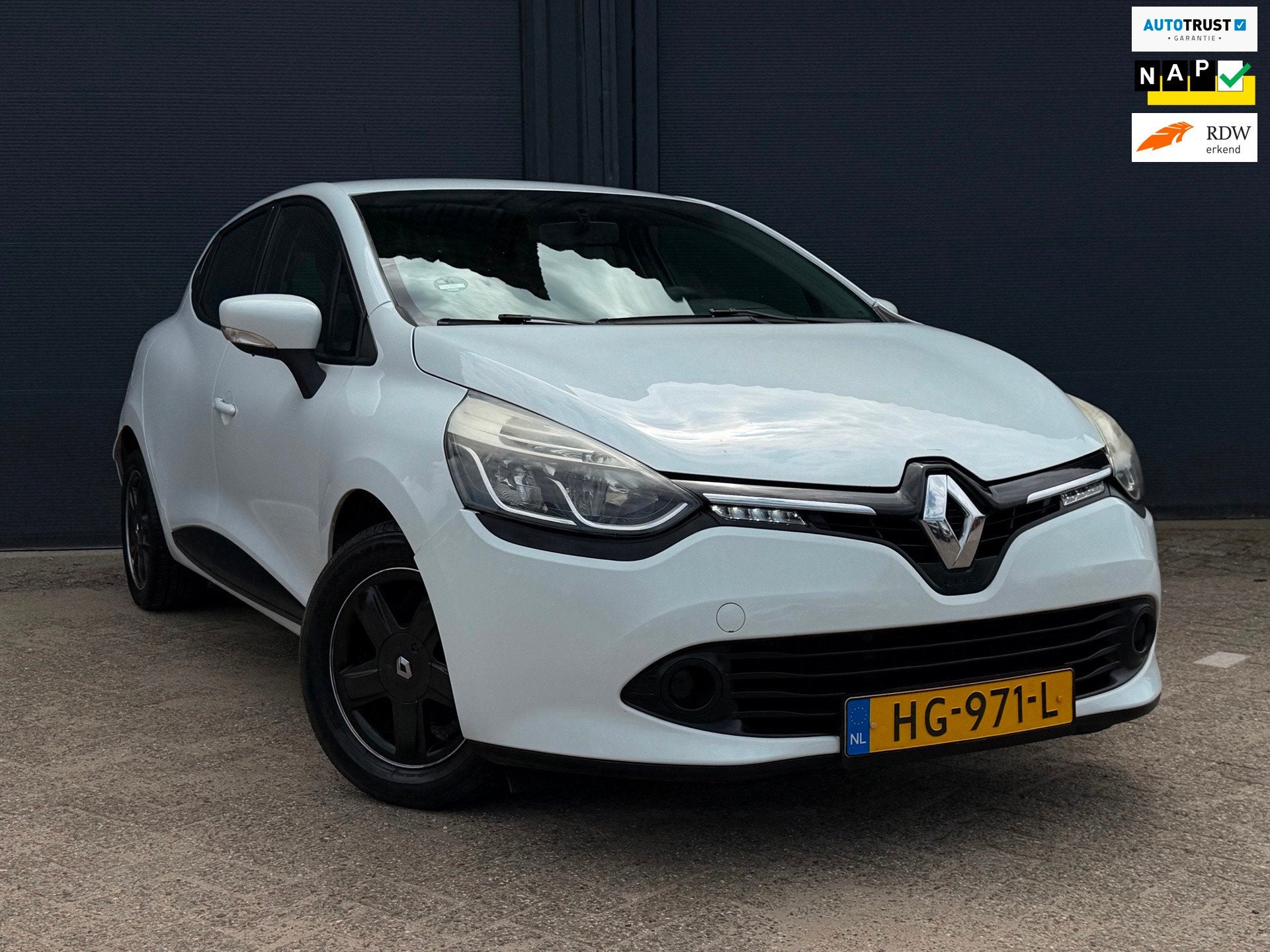 Renault Clio 0.9 | Cruise | Airco | E-Pakket |, Voorwielaandrijving, 898 cc, Start-stop-systeem, Euro 6