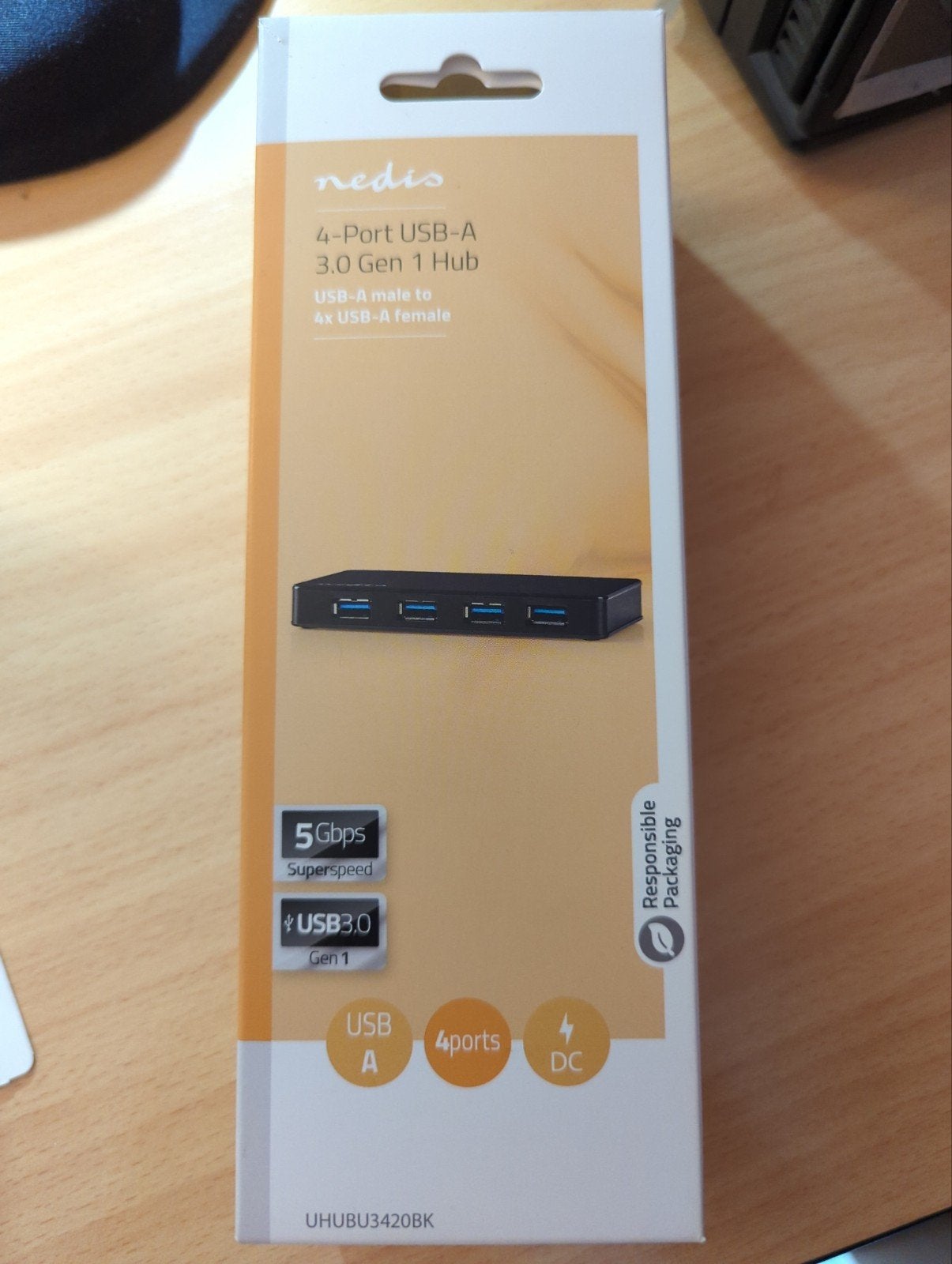Nedis powered 4-Poorts USB-A 3.0 Gen 1 Hub, Computers en Software, Pc- en Netwerkkabels, Nieuw, Ophalen of Verzenden