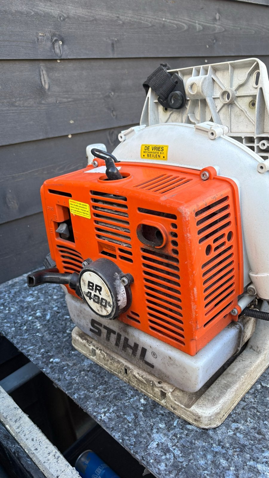 Stihl BR 400 Bladblazer - Opknapper 2-takt, Ophalen of Verzenden, Gebruikt, Benzine, Ruggedragen