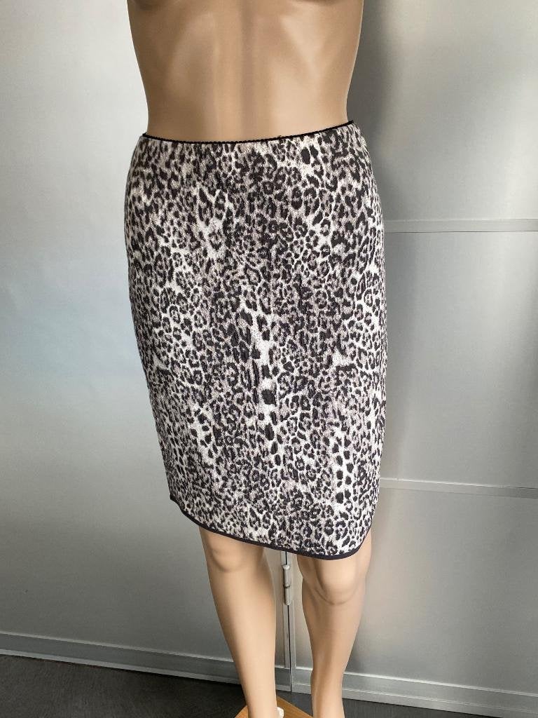 J600 Marc Cain maat 38=M rok rokje zwart/beige/wit Marccain, Maat 38/40 (M), Zwart, Ophalen of Verzenden, Zo goed als nieuw