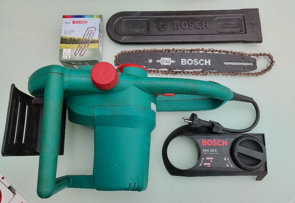 Bosch kettingzaag AKE30S 1800W elektrisch, Ophalen, Gebruikt, Kettingzaag, 30 tot 70 mm