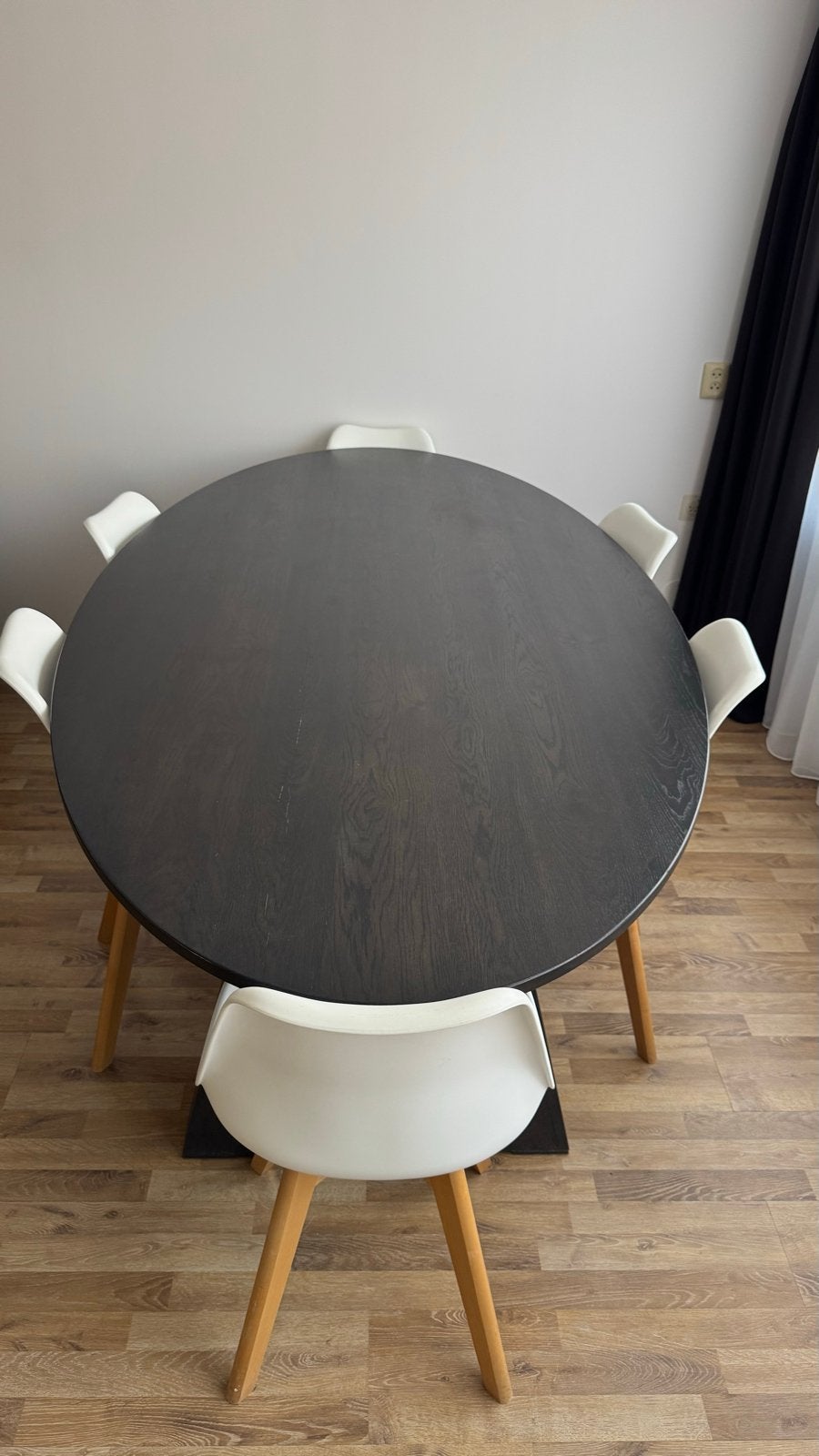 Ovale eettafel donkerbruin massief hout., Huis en Inrichting, Tafels | Eettafels, 100 tot 150 cm, Eikenhout, 200 cm of meer, Ophalen of Verzenden