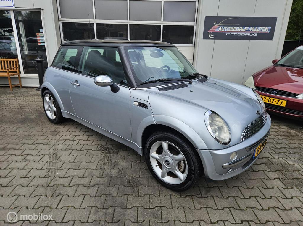 Mini Mini 1.6 Cooper, Voorwielaandrijving, 1025 kg, Gebruikt, Automatische klimaatregeling
