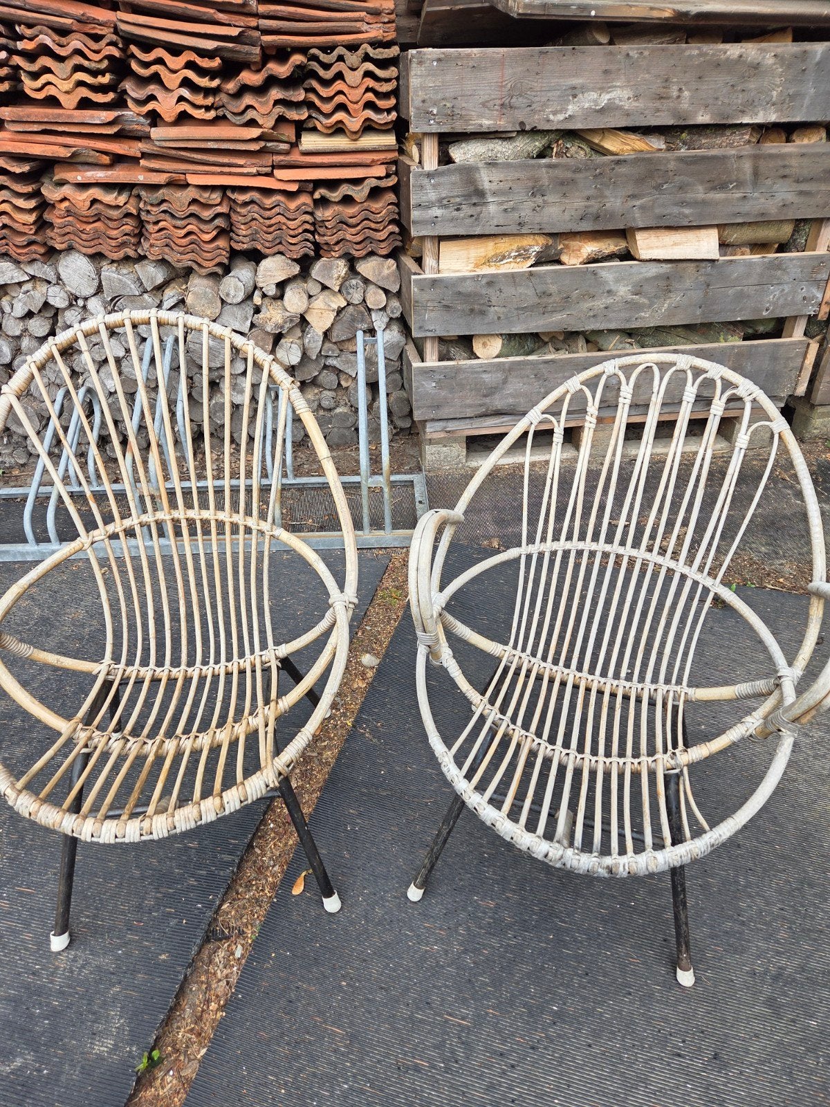 Leuke rotan stoeltjes, Ophalen, Gebruikt, Twee, Overige kleuren