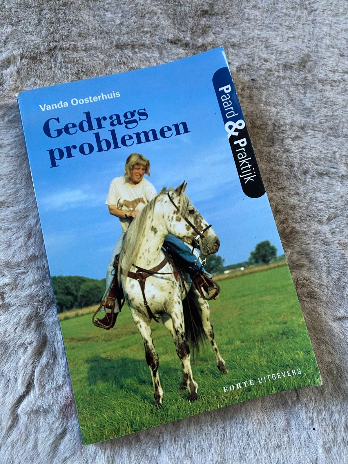 Paard & Praktijk: Gedragsproblemen & Paard & Gezondheid, Boeken, Ophalen of Verzenden, Gelezen, Overige onderwerpen