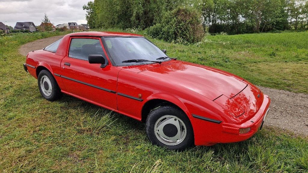 Mazda RX-7 1.3 1980 Rood | Goede staat, Auto's, Mazda, 1308 cc, 192 pk, 0 kg, Handgeschakeld