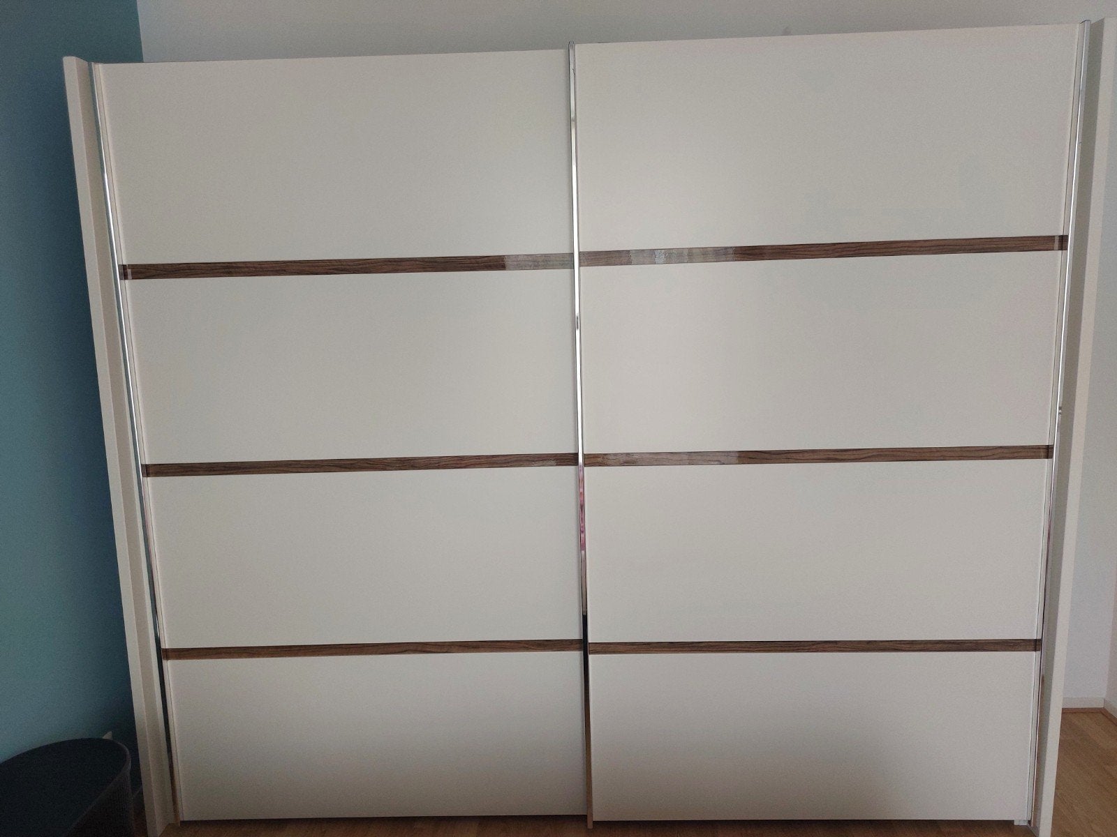 Ruime, stevige en kwalitatief goede kledingkast, Huis en Inrichting, Ophalen, Gebruikt