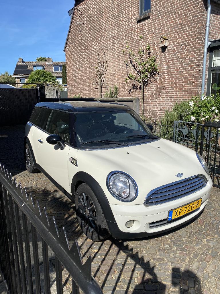 Mini Clubman 1.6 16V Cooper 2008 Creme/Zwart, Auto's, Mini, Particulier, Clubman, Benzine, B, Stationwagon, Handgeschakeld, Geïmporteerd