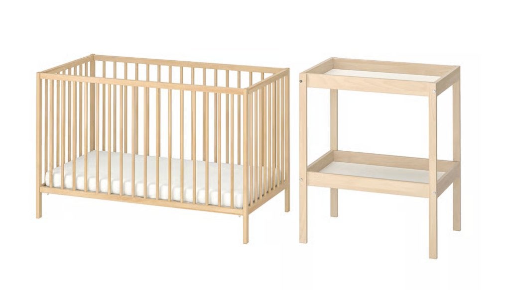 IKEA Baby cot and changing table, Kinderen en Baby's, Ophalen, Zo goed als nieuw, Overige typen