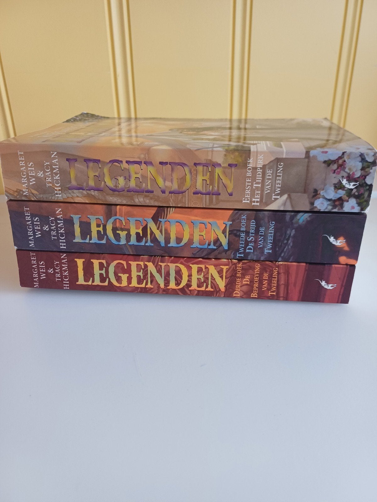 Legende trilogie, Boeken, Ophalen of Verzenden, Gelezen, Weis & Hickman