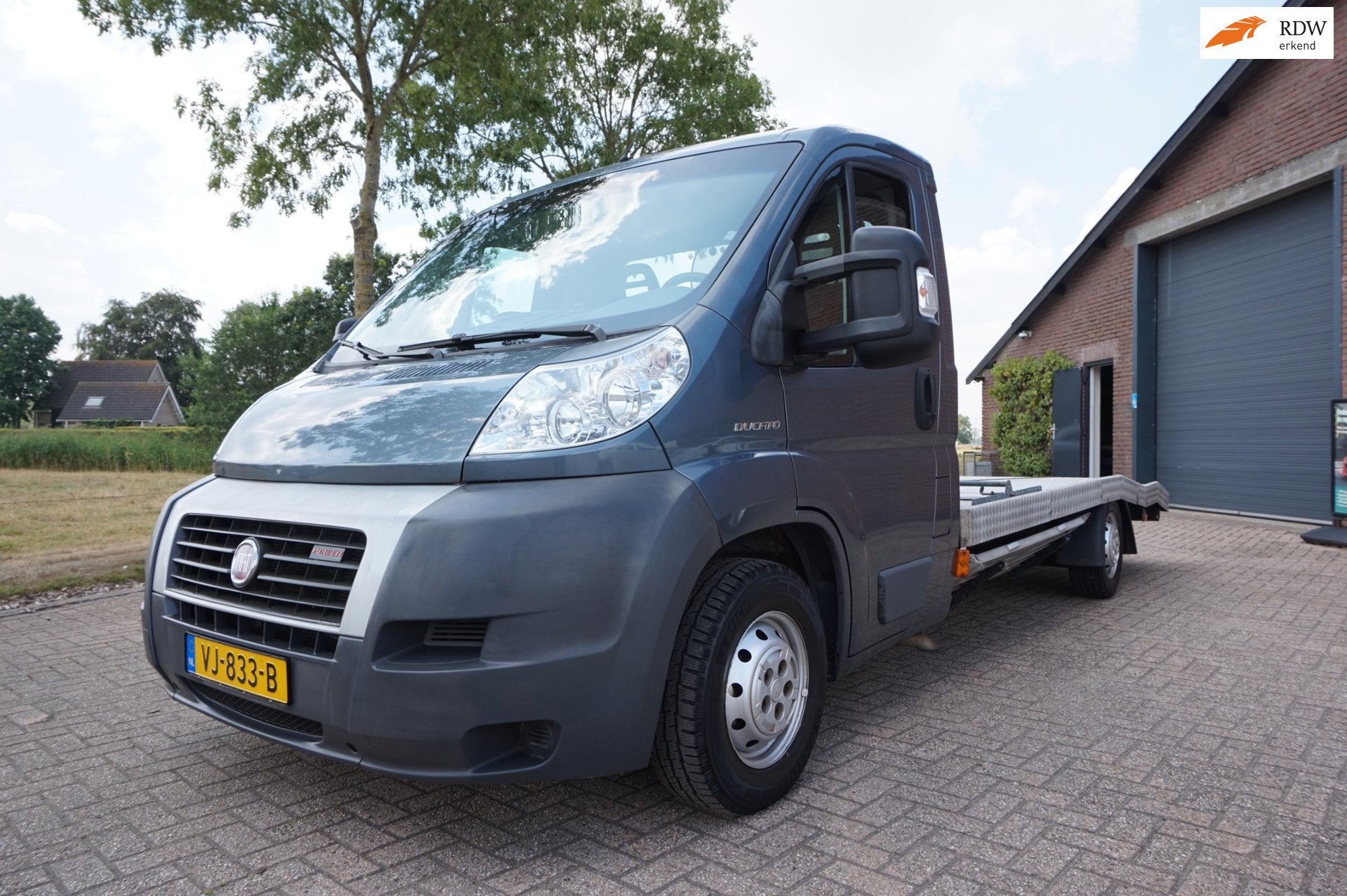 Fiat Ducato 40 3.0 MultiJet XLH1 autoambulance, Voorwielaandrijving, Gebruikt, Zwart, 4 cilinders
