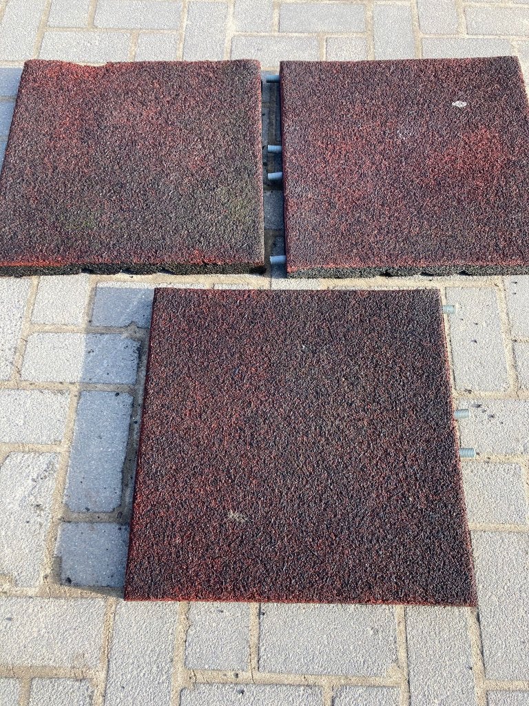 Rubbertegels 50x50x5cm rood (P47), Tuin en Terras, Tegels en Klinkers, Ophalen, Gebruikt, Rubber, 10 m² of meer