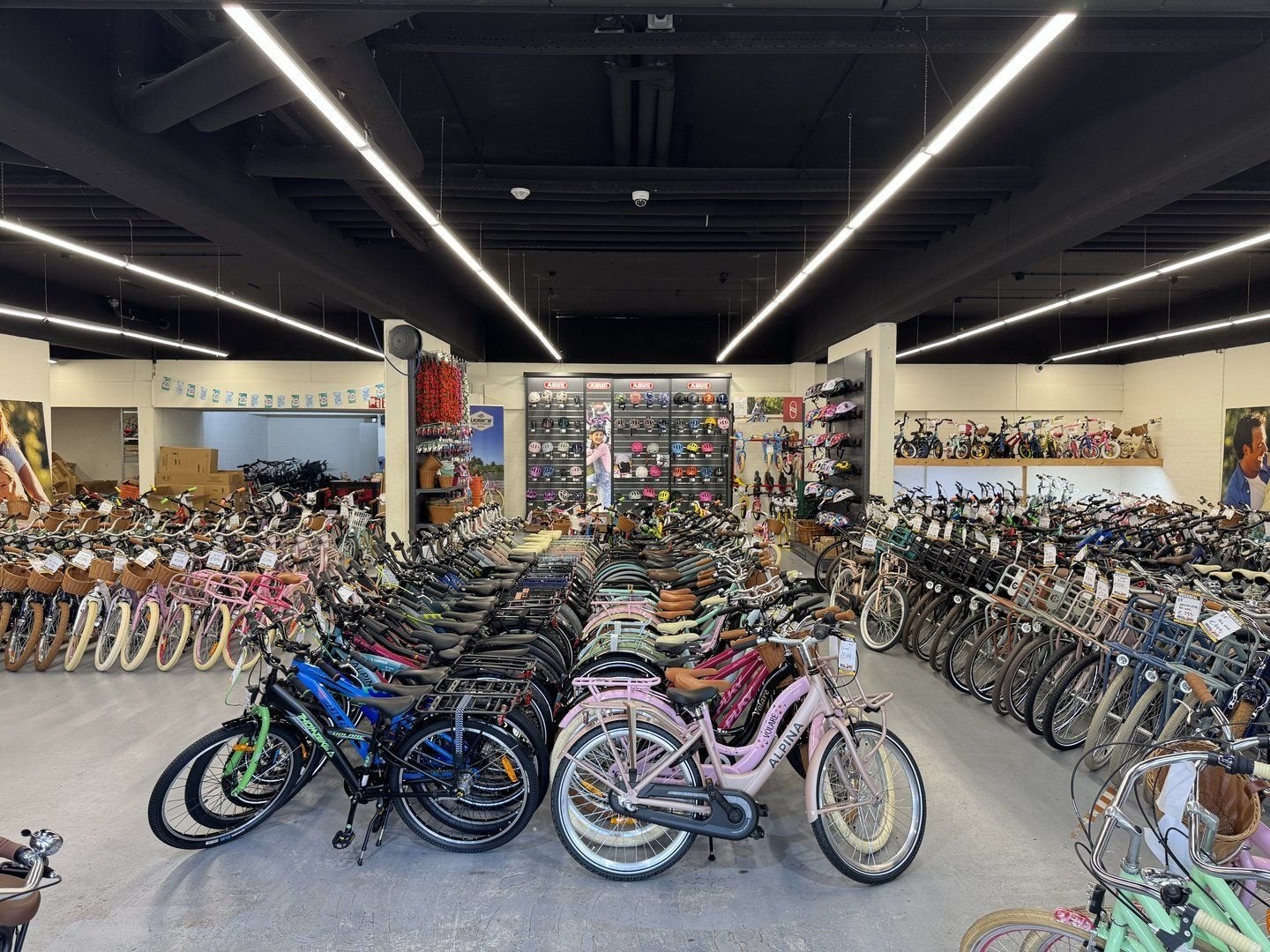 KINDERFIETSEN duizenden stuks bij Mega Bike Kids ROTTERDAM, Ophalen, Nieuw