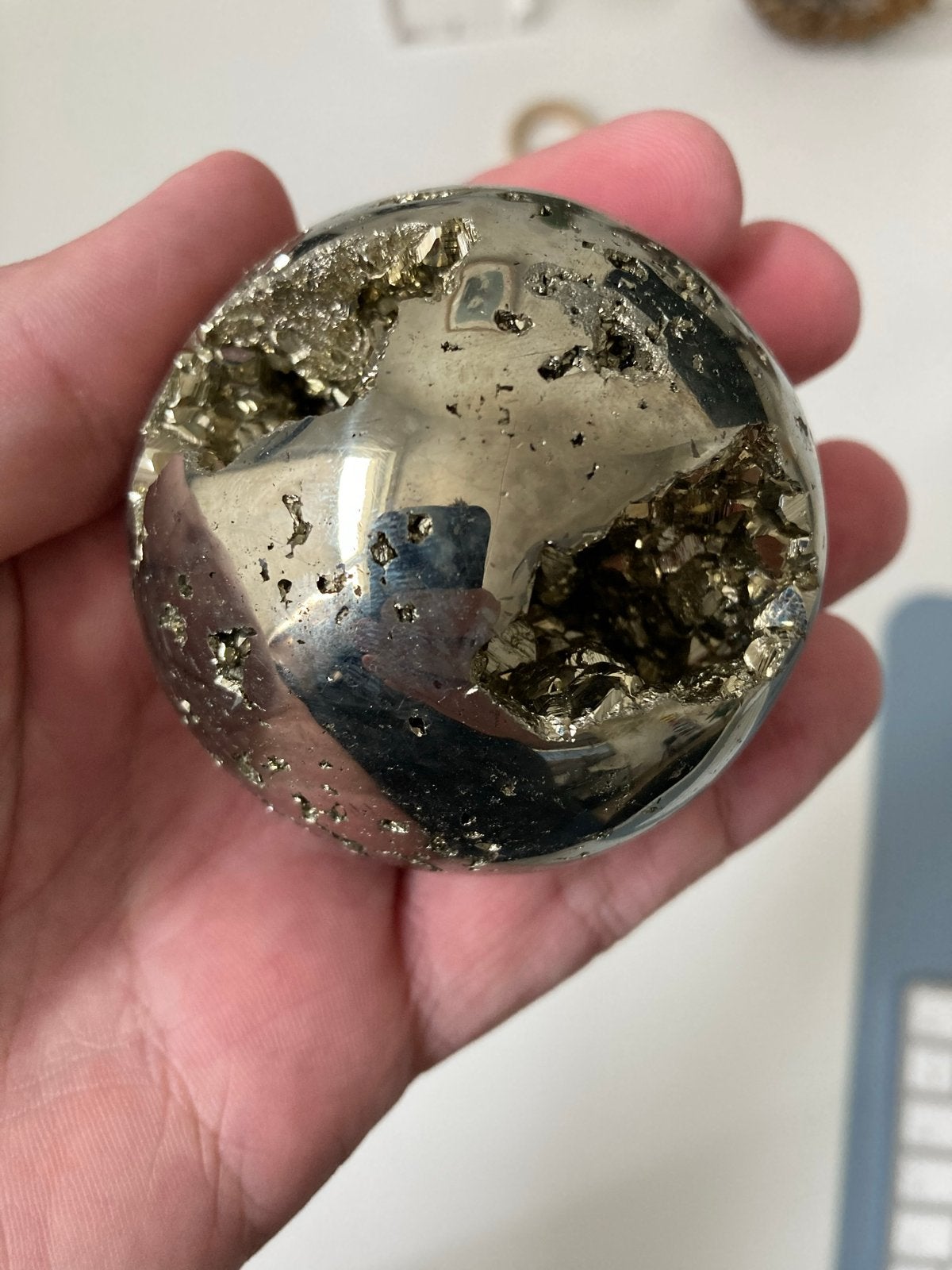 Pyriet Geode Bol - Glanzend Mineraal met Kristallen, Ophalen of Verzenden, Mineraal