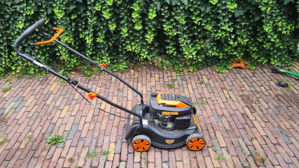 Fuxtec benzinemaaier (trekkoord is los), Tuin en Terras, Ophalen, Cirkelmaaier, Gebruikt, Benzine-grasmaaier