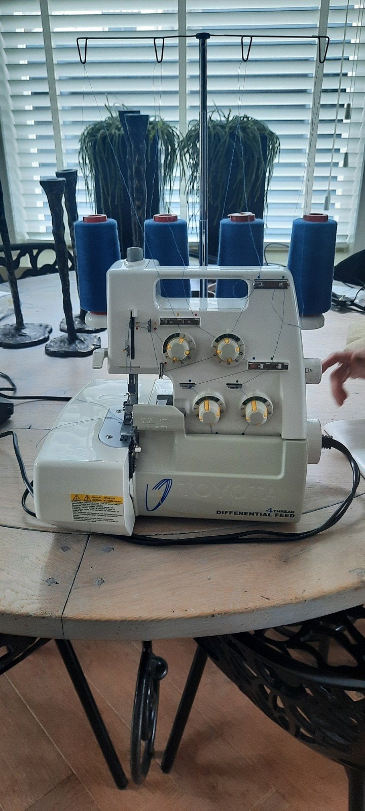 Mooie Toyota lockmachine, Ophalen of Verzenden, Gebruikt, Lockmachine, Overige merken