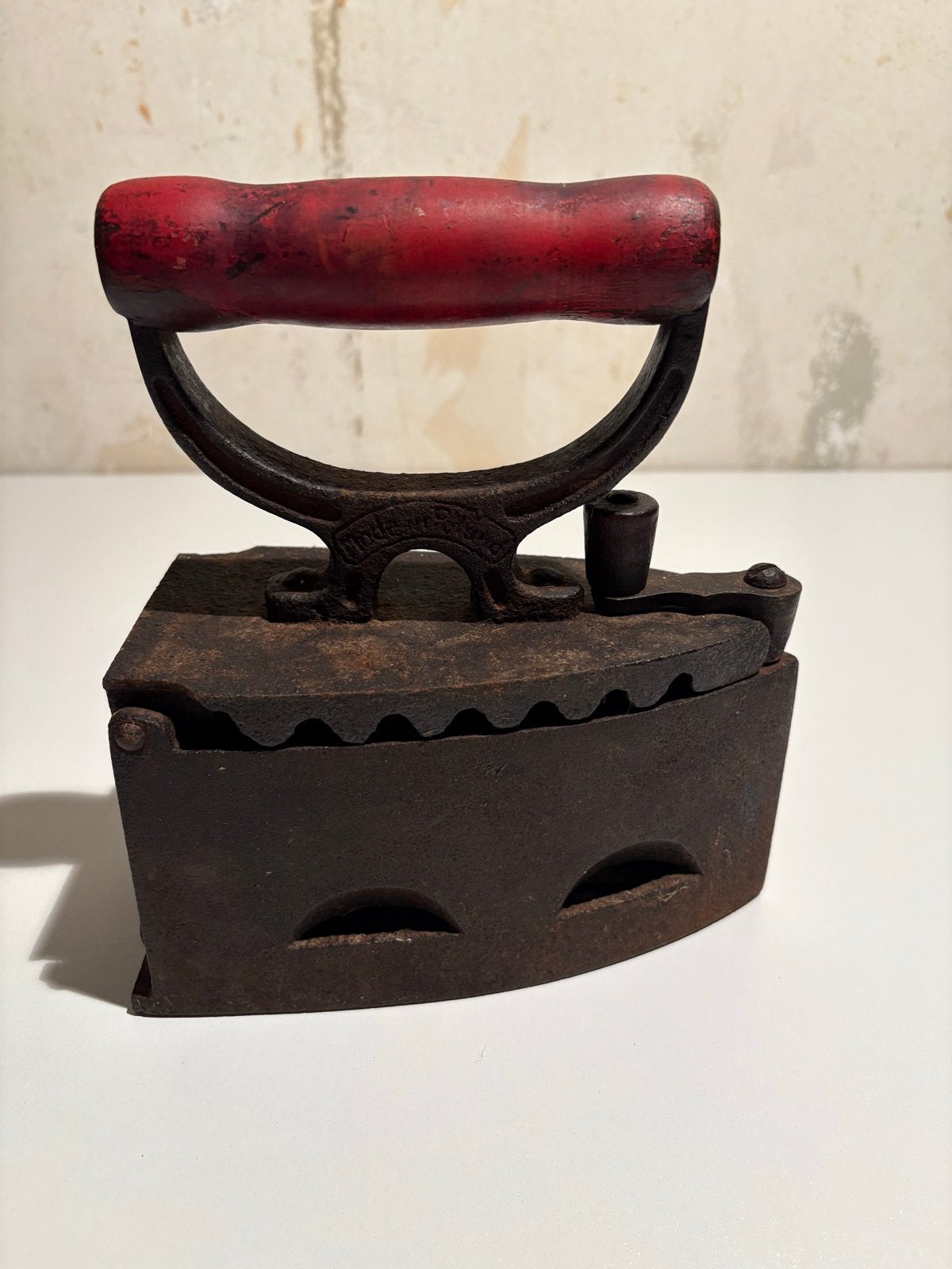 Antieke Kolen Strijkijzer Made In Poland, Antiek en Kunst, Ophalen of Verzenden
