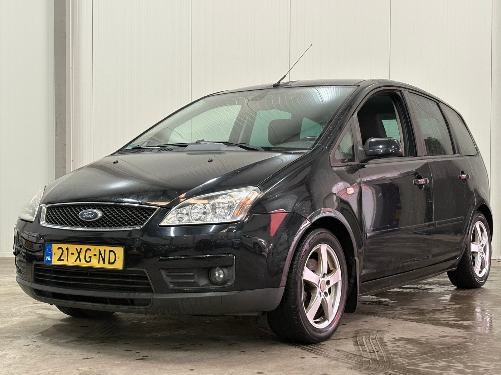 Ford C-Max 1.8 /AIRCO/NAVI/CRUISE/V-A-SENSOR/NWAPK/TREKHAAK/, Voorwielaandrijving, 4 cilinders, Zwart, Handgeschakeld