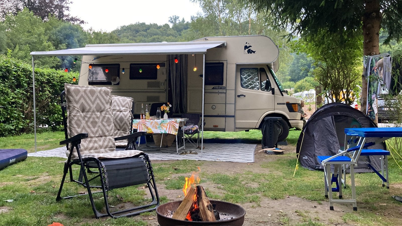 Mercedes 408D camper uit 1991 - Hobby opbouw - APK tot 2028, Afzuigkap, Alkoof, Hobby, 6 tot 7 meter