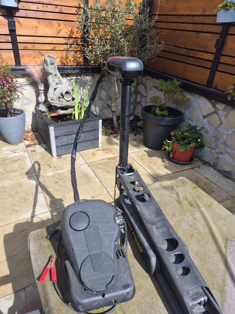 Minn Kota Fronttroller 70lb Stuwkracht Elektromotor, Ophalen, Gebruikt, Met afstandsbediening, Minder dan 5 pk