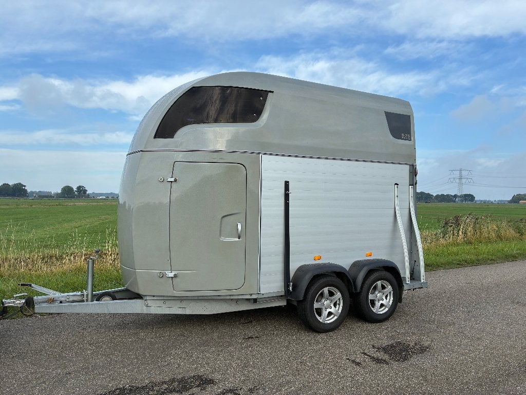 volledig aluminium Sirius S75 met zadelkamer en klep/deur, Ophalen of Verzenden, Nieuw, Aluminium, 2-paards trailer