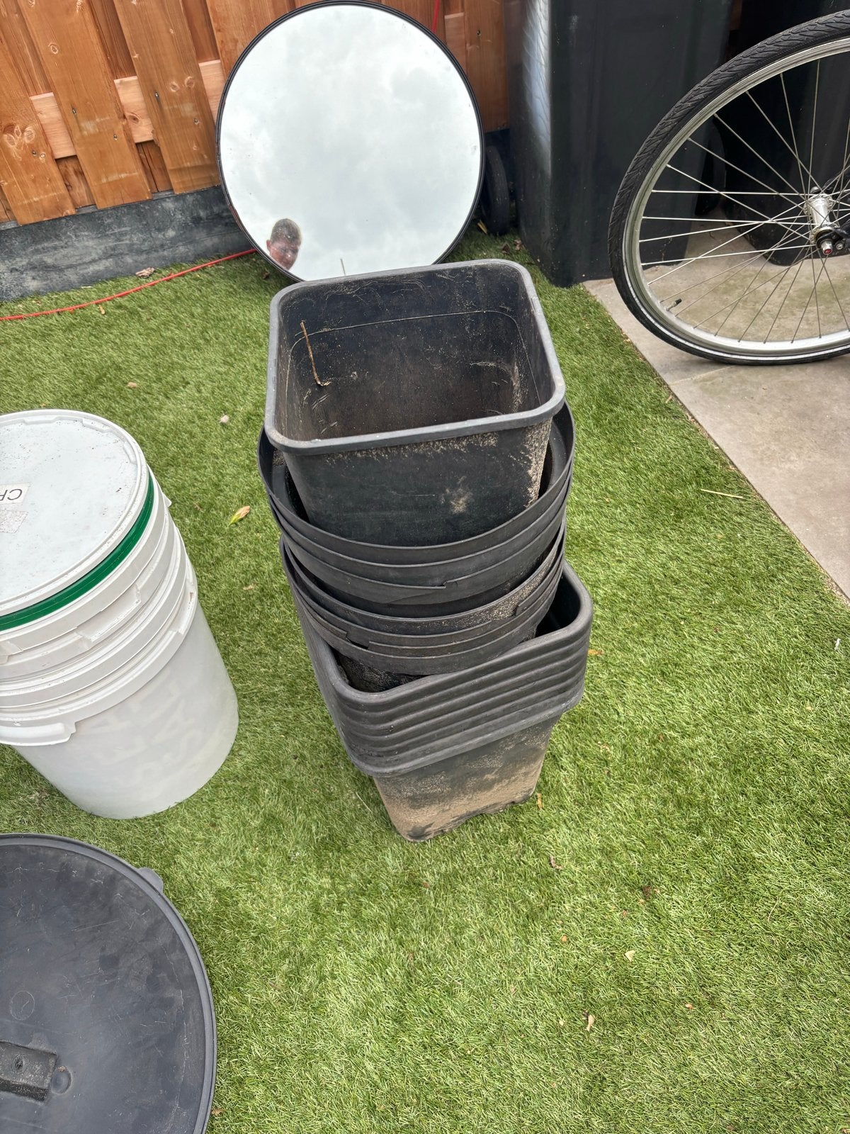 Set van 8 gebruikte plastic bloempotten, Tuin en Terras, Bloempotten, Gebruikt, Kunststof, Binnen, Minder dan 40 cm, Minder dan 25 cm