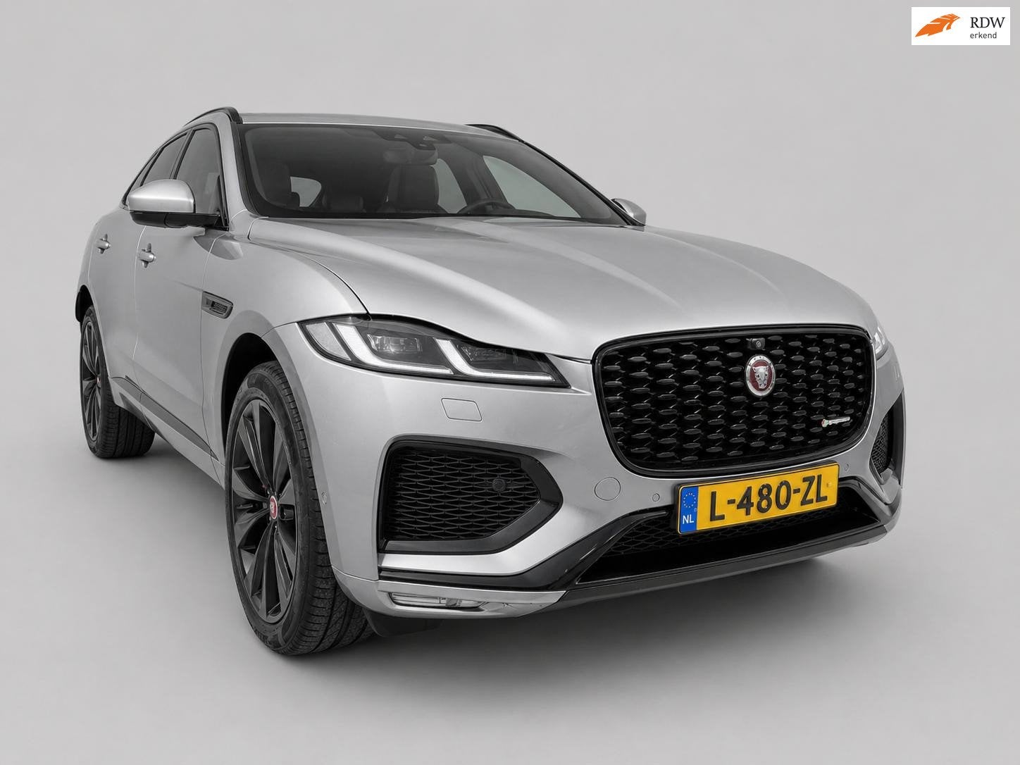 Jaguar F-PACE 2.0 P400e PHEV HSE R-Dynamic - Panoramadak - M, Auto's, Jaguar, Automaat, Gebruikt, 4 cilinders, 2000 kg