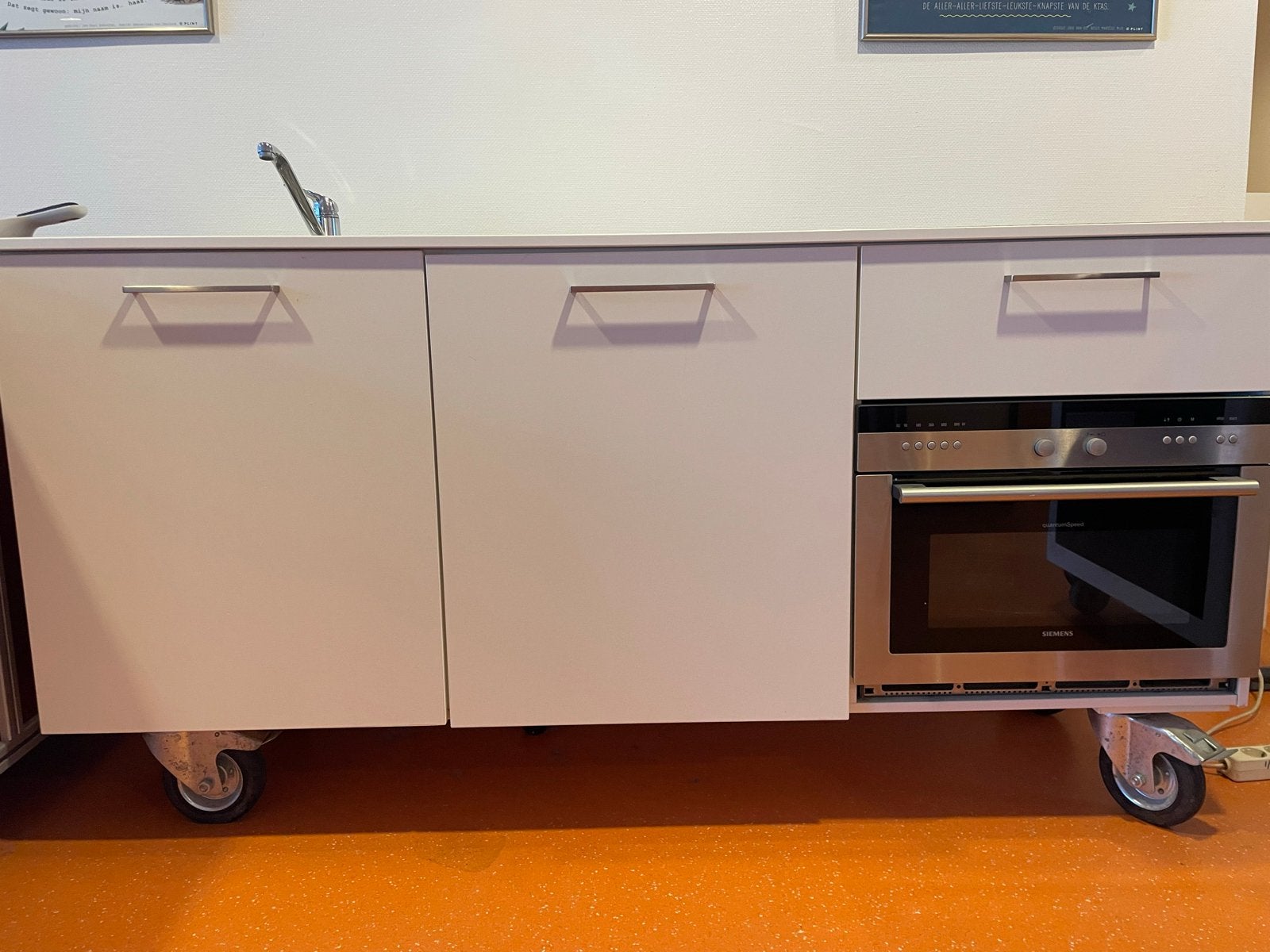 verrijdbaar keukenblok met Inductie, Ophalen, Wit, Overige typen, Zo goed als nieuw