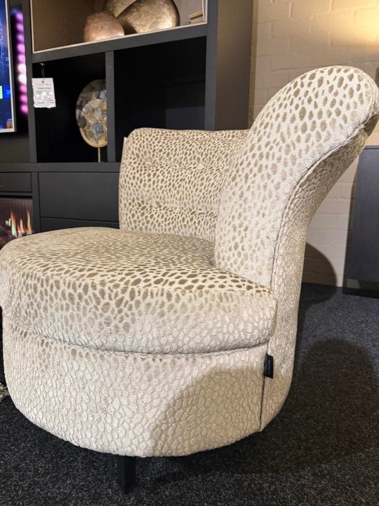 Fauteuil Aspen van UrbanSofa, Ophalen, Markt 27-29 Wageningen, UrbanSofa, Nieuw