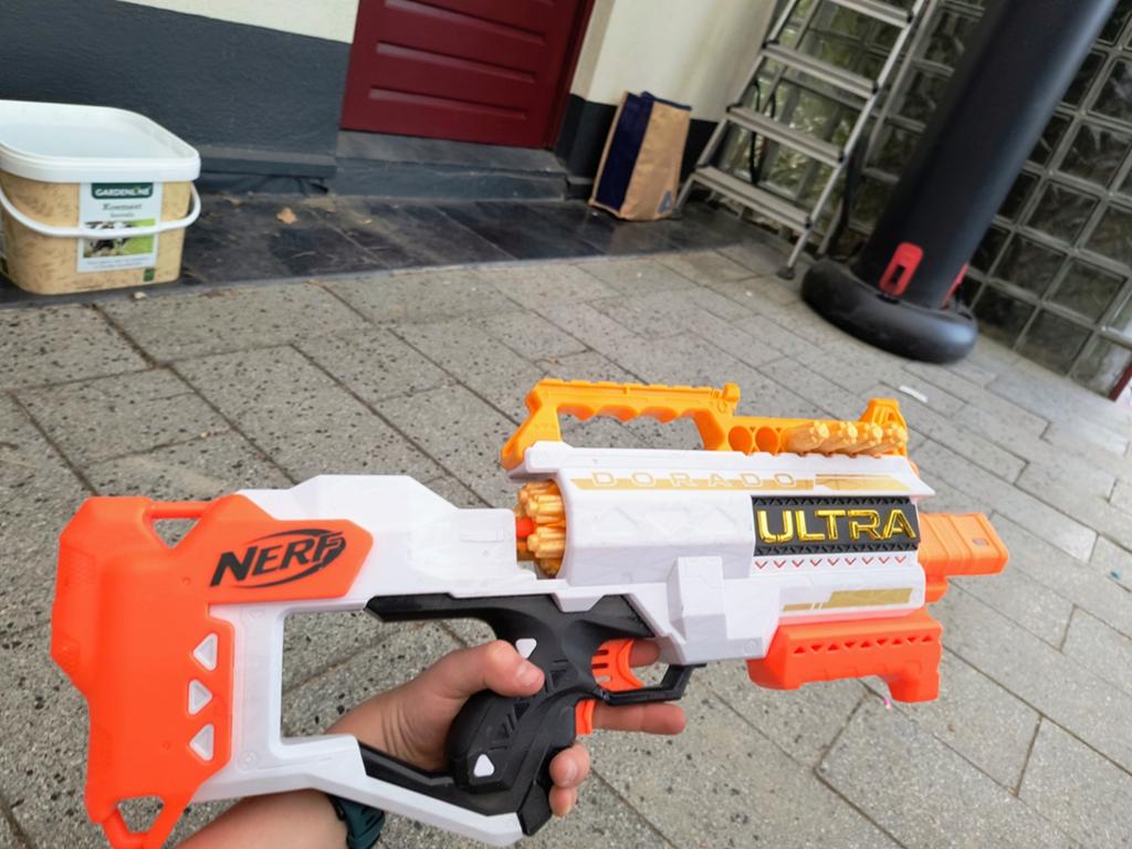 Nerf Ultra Dorado Blaster - Zo goed als nieuw, Ophalen of Verzenden, Zo goed als nieuw, Jongen of Meisje