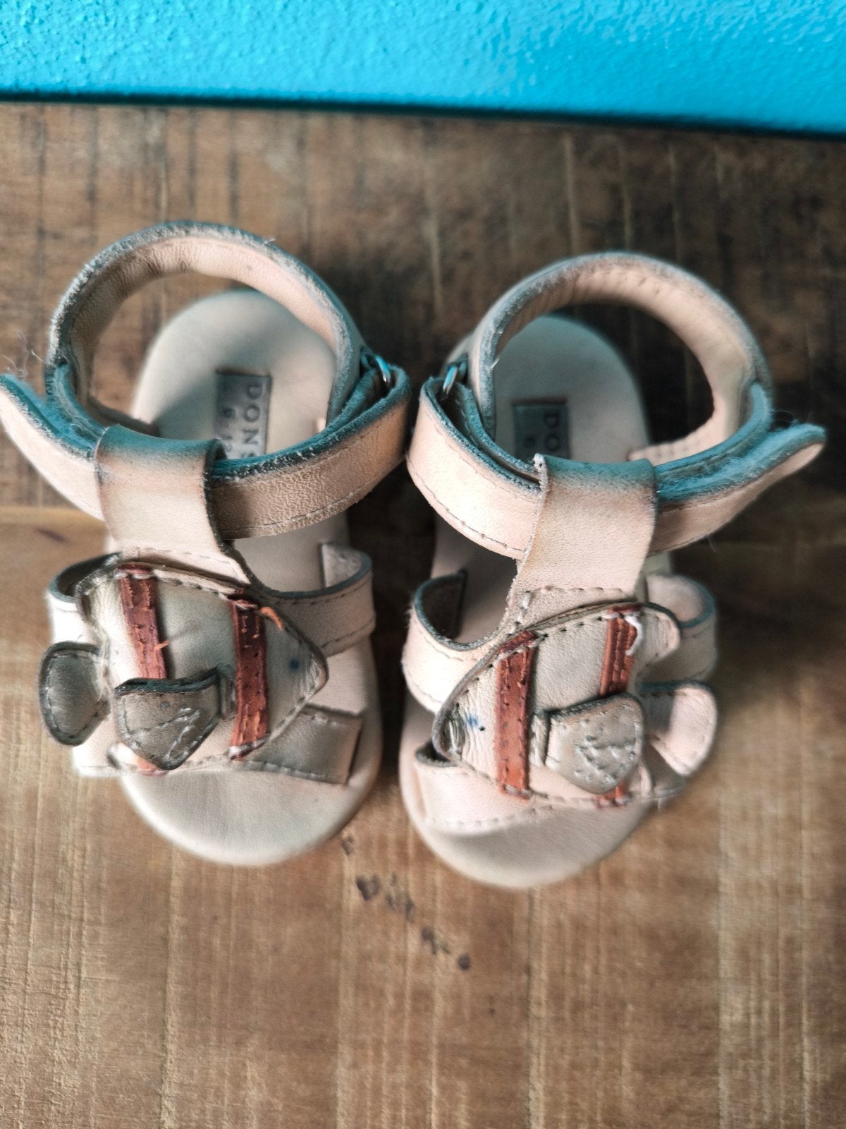 Donsje sandalen visjes maat 6-12 maand (18), Meisje, Donsje, Ophalen of Verzenden, Gebruikt