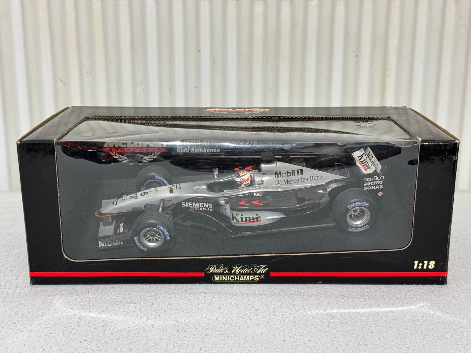1:18 McLaren MP4-17D Raikkonen Minichamps, Ophalen of Verzenden, Zo goed als nieuw, Auto, MiniChamps