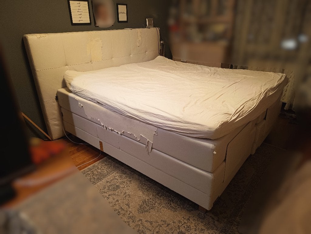 Boxspring 180 x 200 elektrisch verstelbaar - gratis!, Ophalen, Gebruikt, Wit, Lederlook - elektrisch verstelbaar