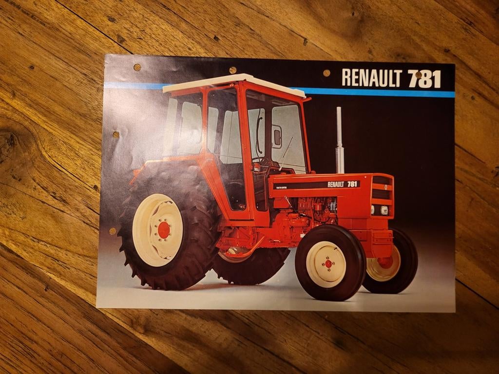 tractor folder Renault 781, Boeken, Catalogussen en Folders, Ophalen of Verzenden, Zo goed als nieuw, Folder