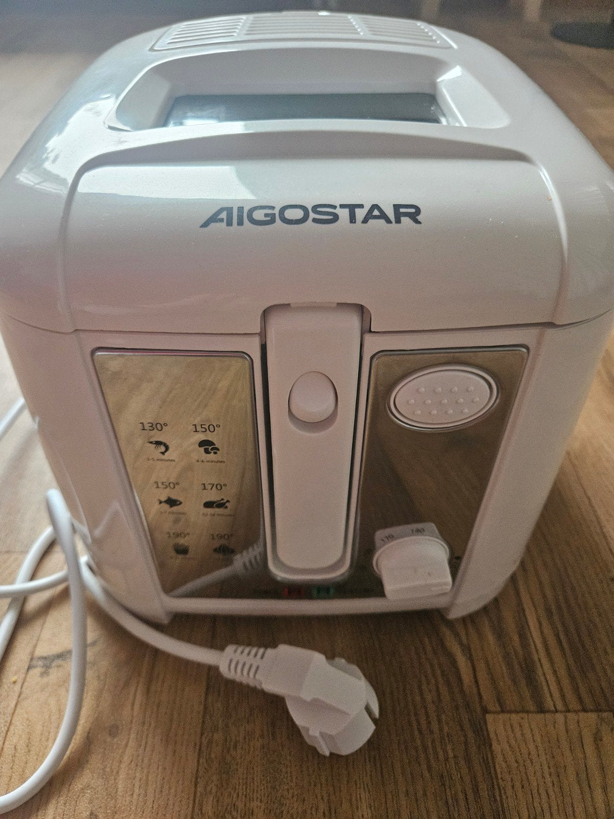 Aigostar Friteuse - 2,5 liter wit, Witgoed en Apparatuur, 2 tot 3 liter, Ophalen of Verzenden, Zo goed als nieuw