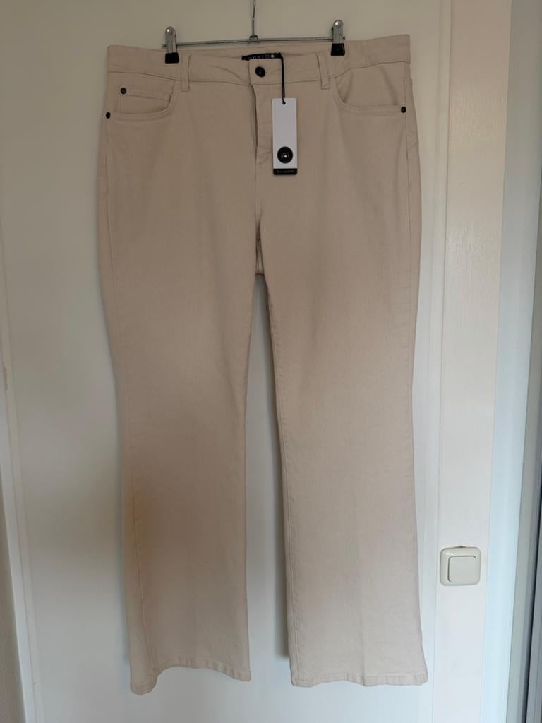 Nieuwe Label Dot Jeans Maat 44 - Off White, Ophalen of Verzenden, Nieuw, Overige kleuren, W33 - W36 (confectie 42/44)