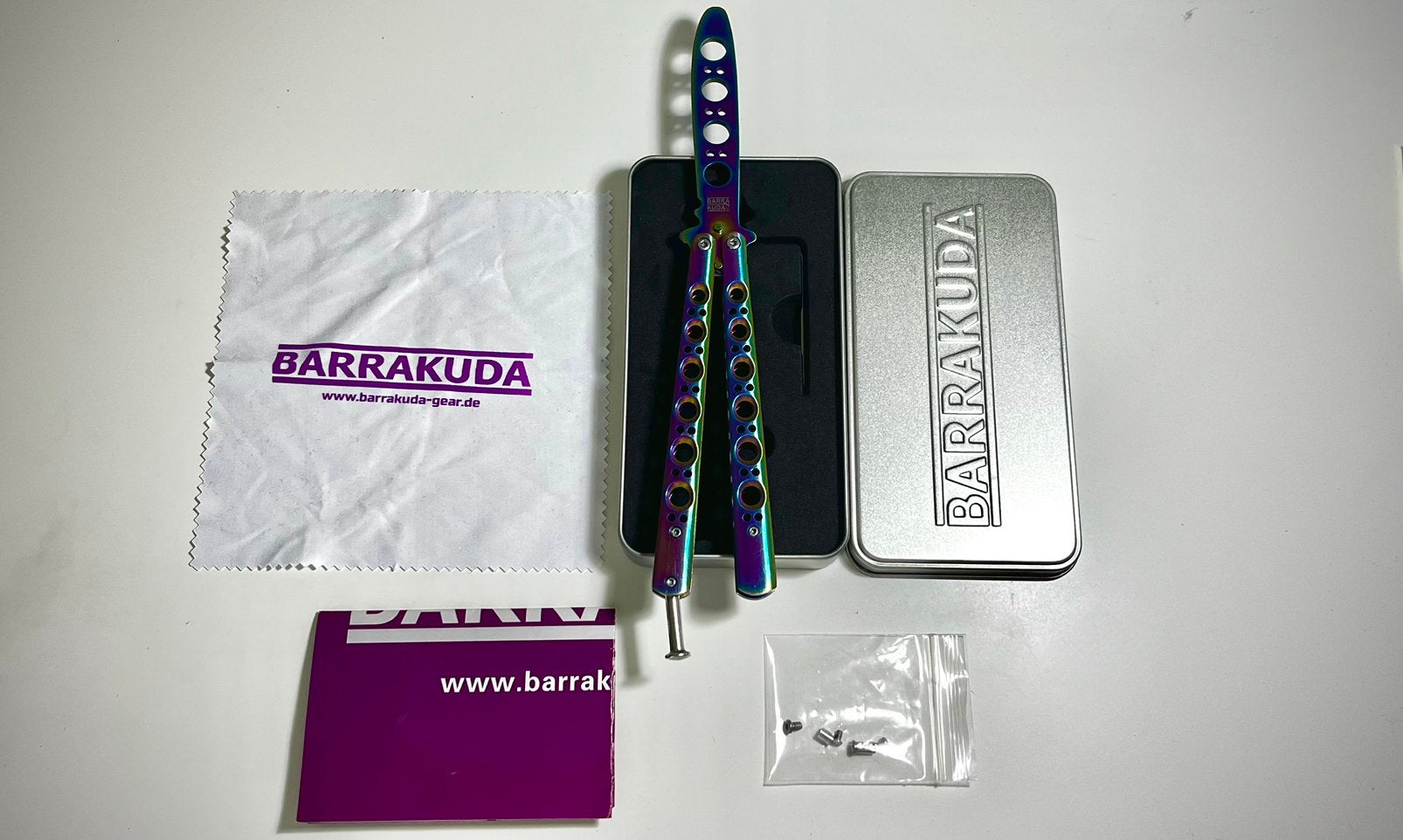 Barrakuda balisong trainer oil slick (compleet), Ophalen of Verzenden, Gebruikt