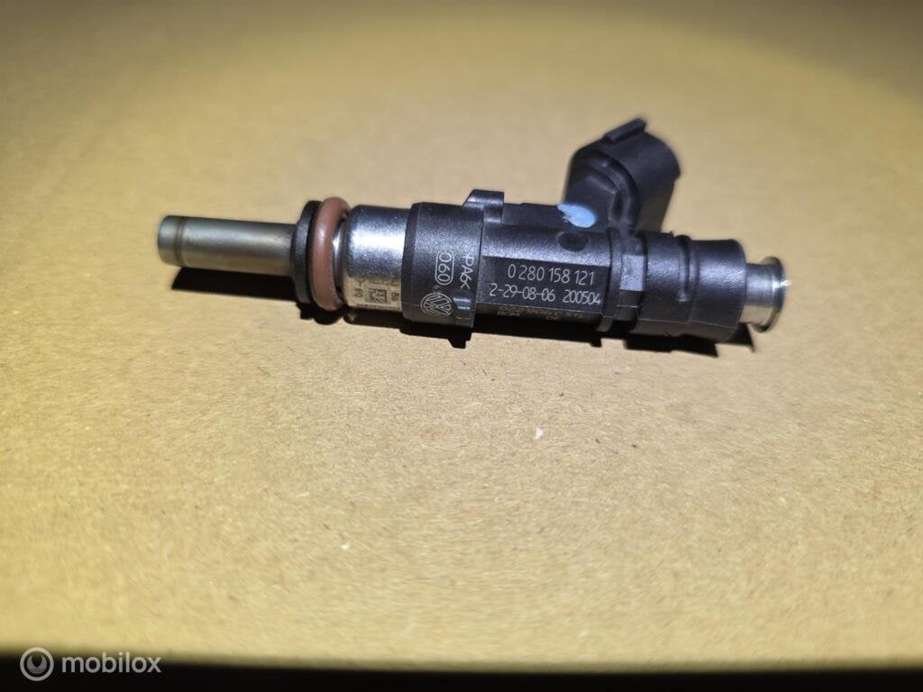 Injector Audi TT 3.2 golf 5 3.2 audi s3 8p 022906031l, Audi, Gebruikt, Audi, Ophalen of Verzenden