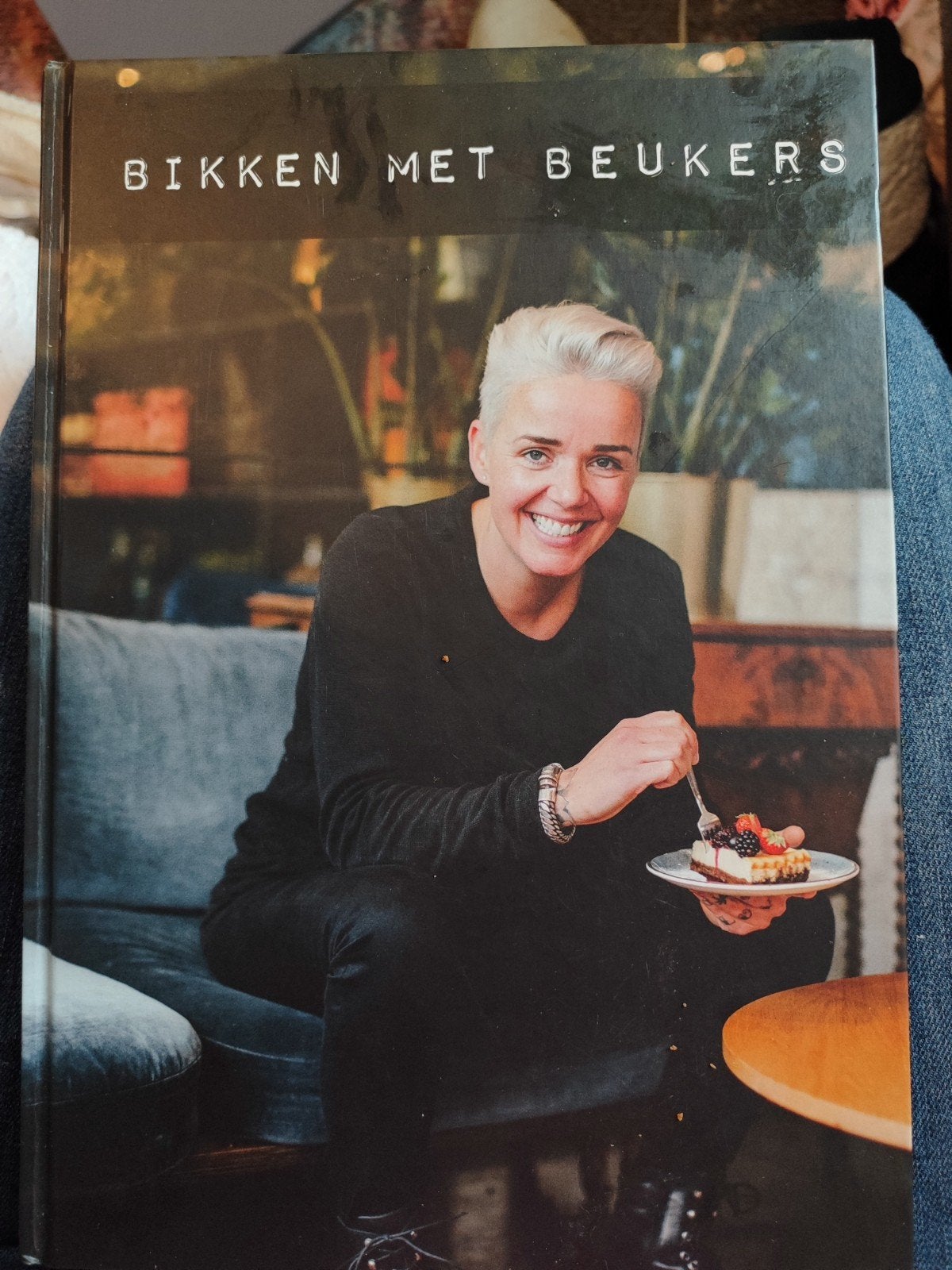 Bikken met Beukers kookboek - Gezonde en lekkere recepten, Boeken, Hoofdgerechten, Beukers, Ophalen of Verzenden, Zo goed als nieuw