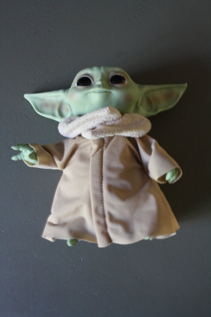 GROGU met geluid STAR WARS  28 cm, Ophalen of Verzenden, Zo goed als nieuw, Actiefiguurtje