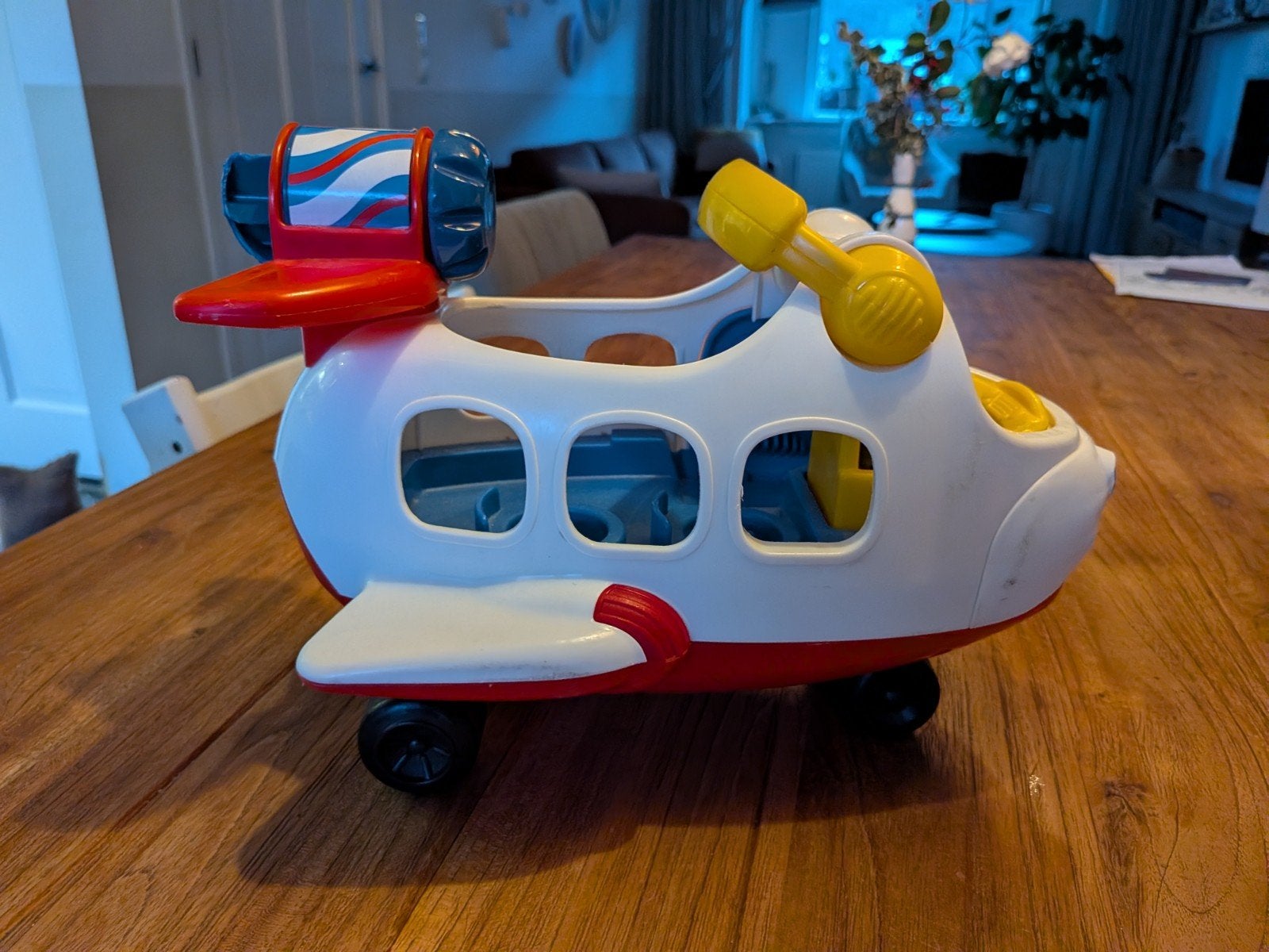 Little People vliegtuig met geluid, Ophalen