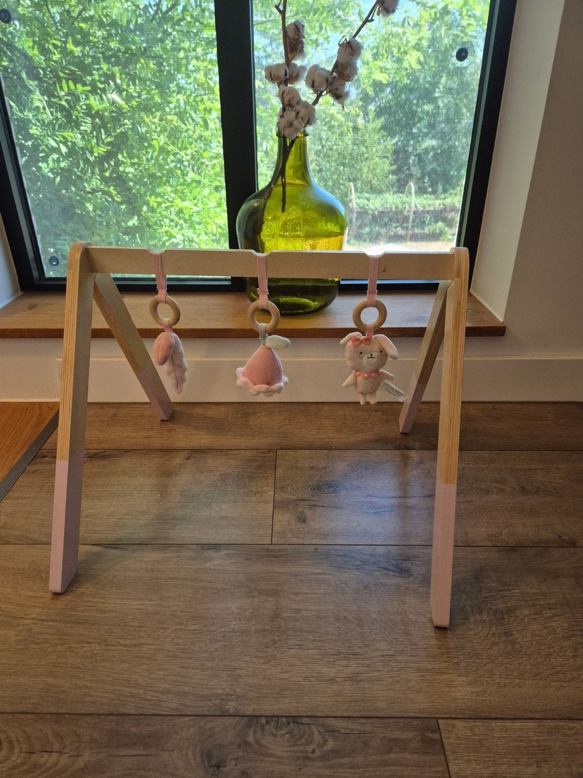 Houten babygym met roze speeltjes, Kinderen en Baby's, Ophalen of Verzenden