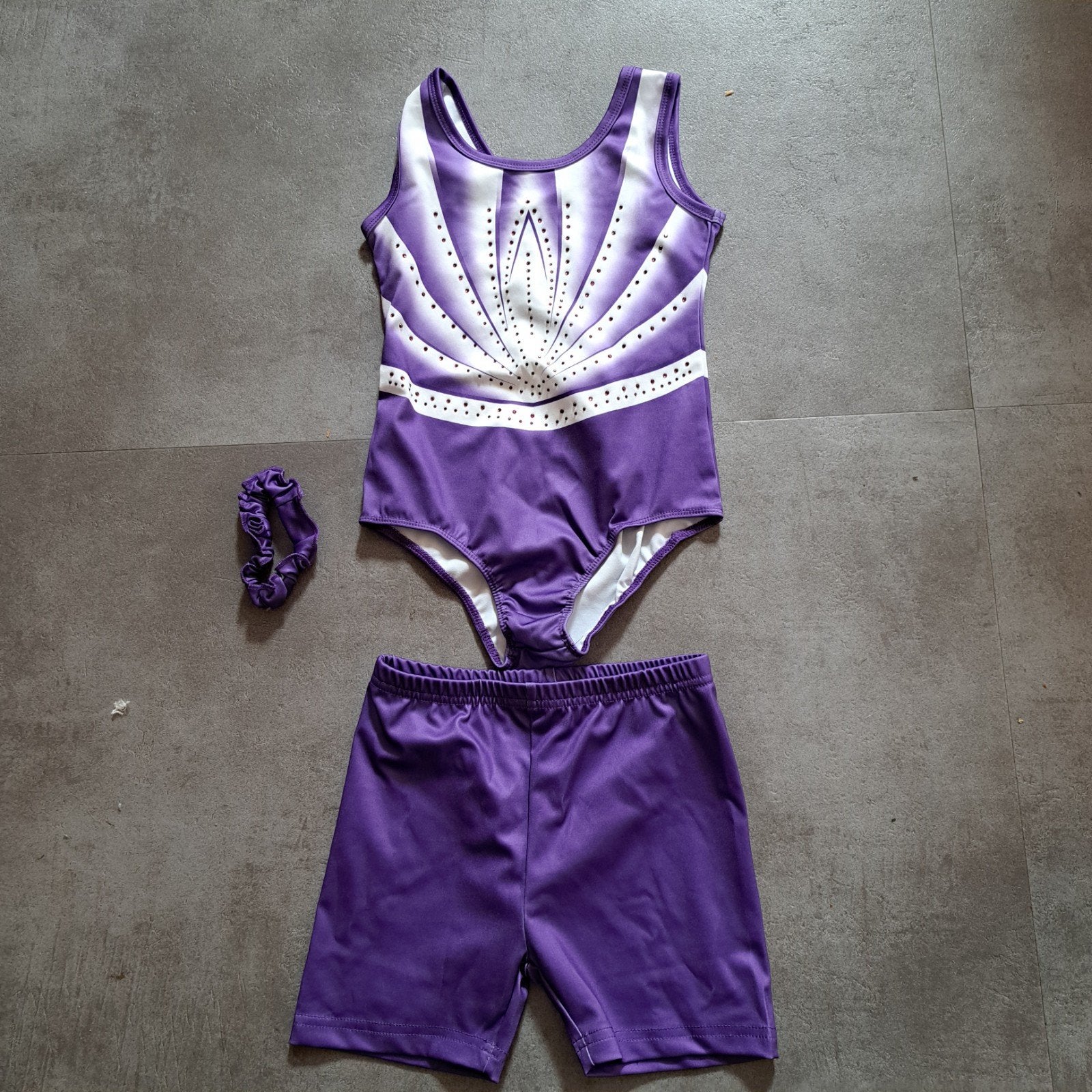 Turnpakje met bijpassend broekje en scrunchie, Gebruikt, Paars, Turnpak(je), Kindermaat 122 t/m 140
