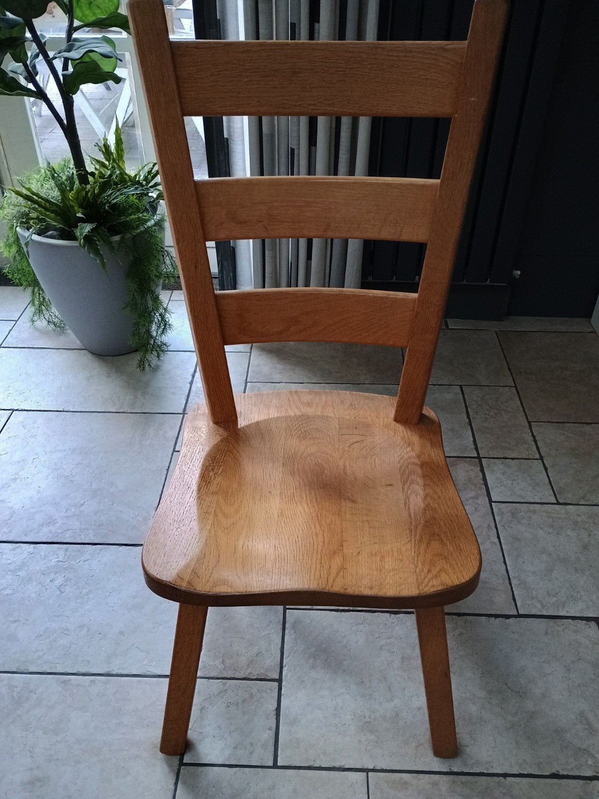 4 Eiken eetkamerstoelen zoeken woonruimte, Ophalen, Gebruikt, Bruin, Vier