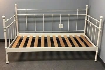 IKEA Tromsnes spijlenbed 90x200 met vaste lattenbodem, Huis en Inrichting, Slaapkamer | Bedden, Ophalen, Gebruikt, 90 cm, Eenpersoons