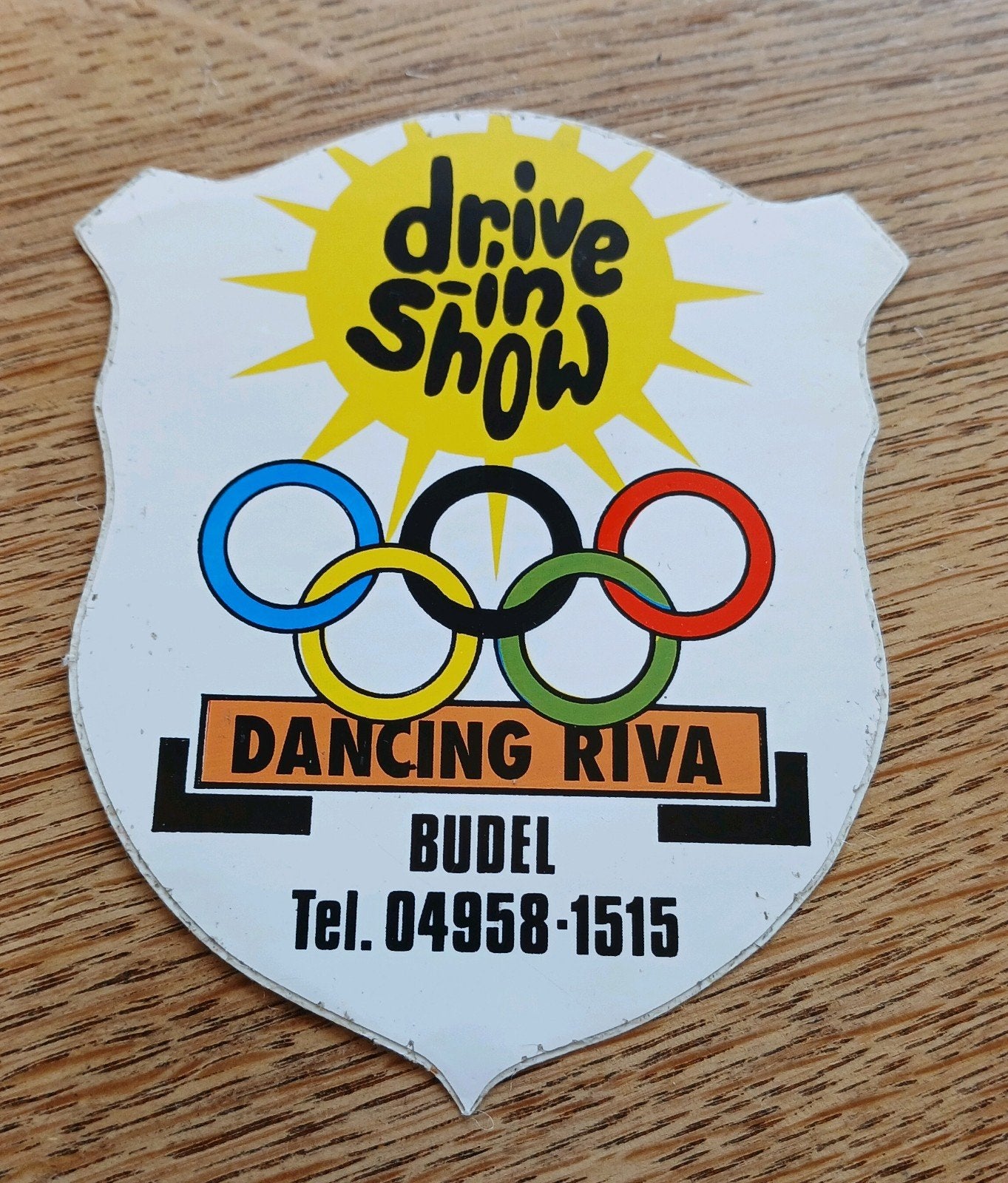 Sticker Drive-In Show Dancing Riva, Budel 04958-, Verzamelen, Stickers, Ophalen of Verzenden, Zo goed als nieuw