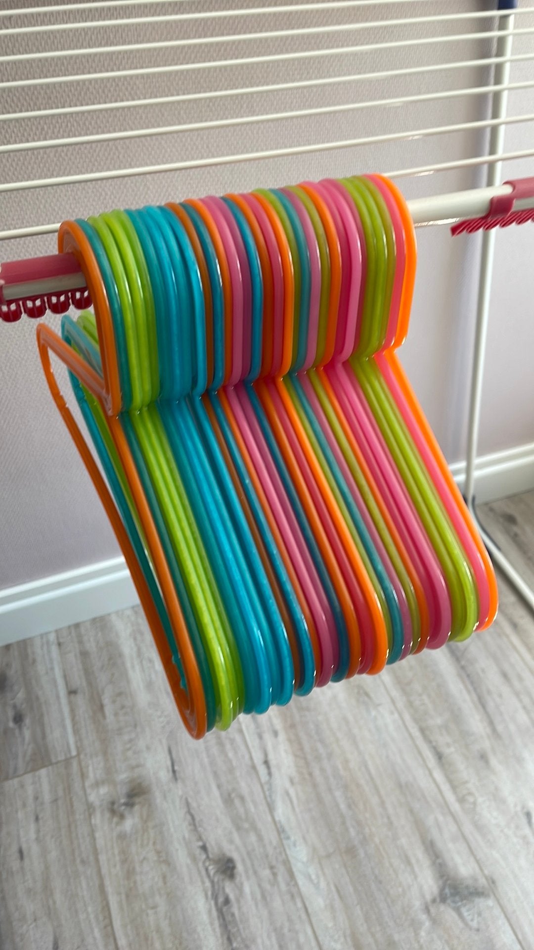 Ikea kleding hangers, Ophalen, Zo goed als nieuw